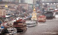 Киевская власть хочет собирать мзду с коммерческих объектов на воде