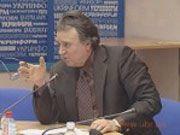 НБУ: банки имеют право брать комиссию при продаже валюты
