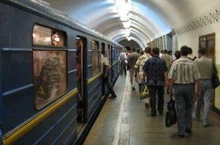 В киевском метро появились вагоны с антивандальными сидениями