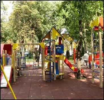 Столица подарит детям больше тысячи площадок 