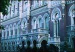 НБУ против увеличения социальных выплат