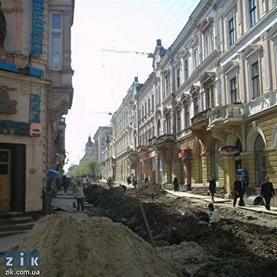 У Чернівцях почався балконопад 
