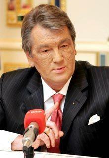 Ющенко вручил награды лауреатам госпремии в области архитектуры