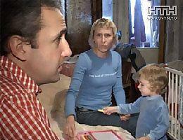 В Киеве семья с двухлетним ребенком осталась на улице