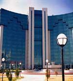 Офисные центры сбились с ритма. Растущие арендные ставки вынуждают столичные компании перебираться в низкокачественные помещения