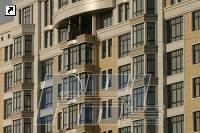 В новых элитных домах нередко соседей слышно лучше, чем... в панельной девятиэтажке