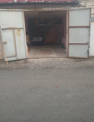 Київ, Павла Усенко вул., 7/9