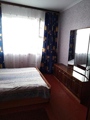 Теодора Драйзера вул., 9
