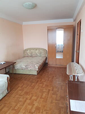 Оболонский просп., 7