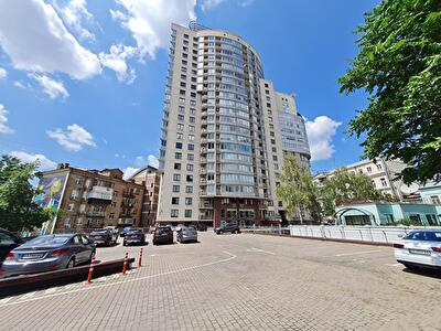 Киев, Тараса Шевченко бул., 33Б