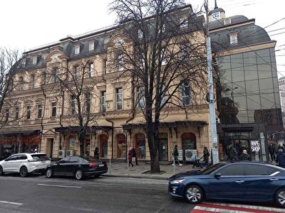 Дніпро, Баррикадная вул., 1
