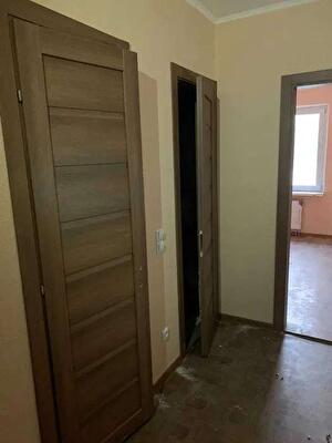 Киев, Ревуцкого ул.