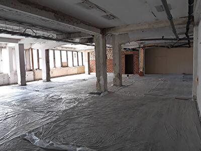 Новокостянтинівська вул., 18