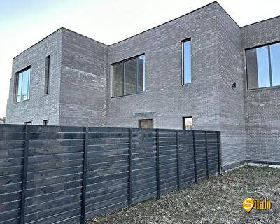 Київська обл., Києво-Святошинський район, с. Лісники