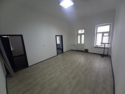 Дніпро, Старокозацька вул., 5