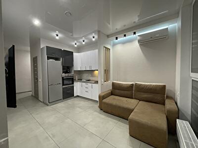 Днепр, Титова ул., 17