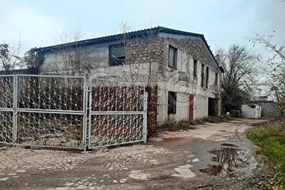 Днепропетровская обл., Криворожский район, г. Кривой рог, Ландау ул.