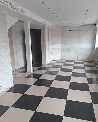 Киев, Ларисы Руденко ул., 6А