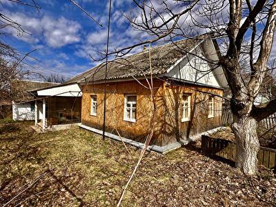 Київська обл., Макарівський район, с. Плахтянка, Шевченка, 1