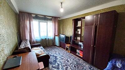 Киев, Строителей ул., 19