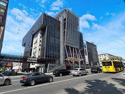 Київ, Вадима Гетьмана вул., 6