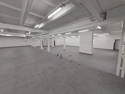 Київ, Кирилівська вул.