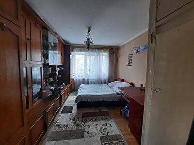 Киев, Автозаводская ул., 25В