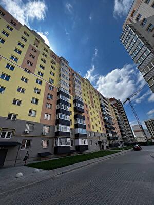 Михаила Лушпы просп.