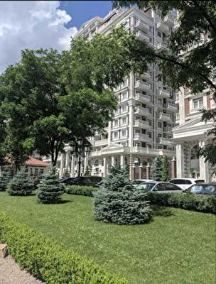 Київ, Михайла Максимовича вул., 26