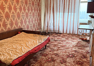 Киев, Миропольская ул., 15А