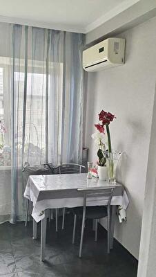 Киев, Дарницкий бул., 15