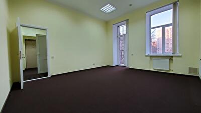 Київ, Богдана Хмельницького вул., 59Б