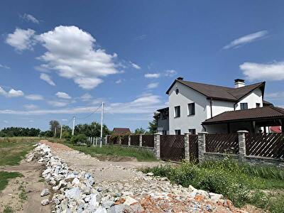 Києво-Святошинський район, с. Личанка, Парникова