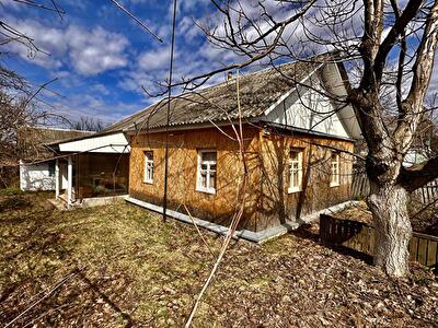 Киевская обл., Макаровский район, с. Плахтянка, Шевченка, 1