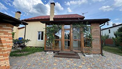 Броварський район, с. Рожівка, улица Довженка