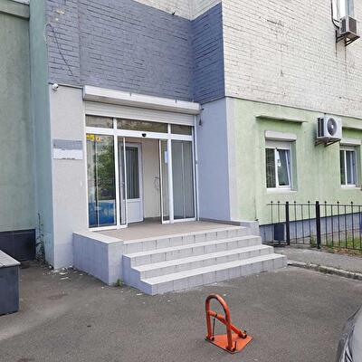 Николая Бажана просп., 30