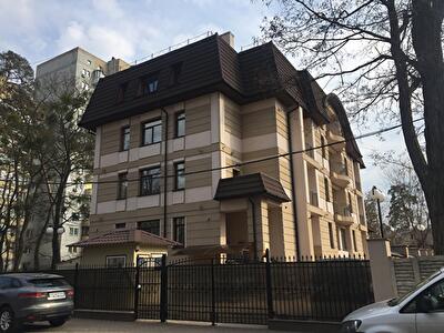 Михаила Котельникова ул., 45В