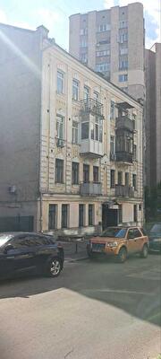 Київ, Тургенєвська, 35а