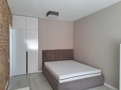 Киев, Правды просп., 45А