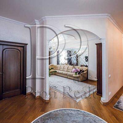 Киев, Науки просп., 30