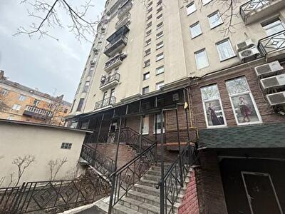 Киев, Хорива ул., 39-41