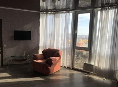 Київ, Соборності просп., 30