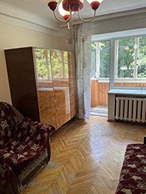 Київ, Братиславська вул., 34