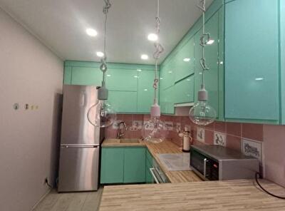 Київ, Регенераторна вул., 4, корпус 8