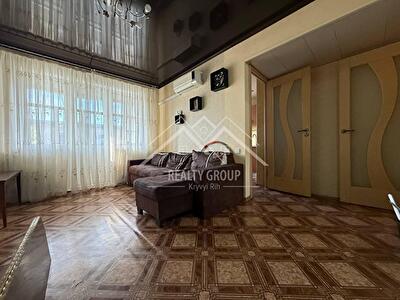 Соборності вул., 39