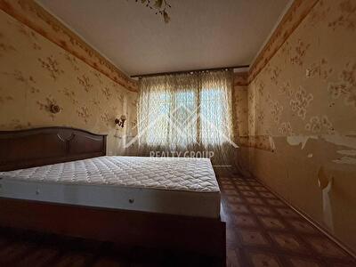 Віталія Матусевича вул., 30