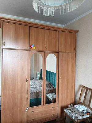 Київ, Каштанова вул., 15А