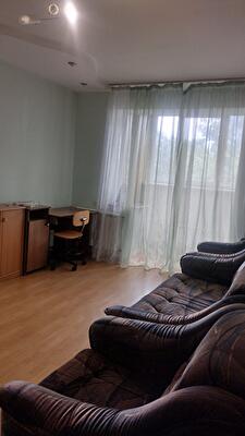 Квитневый пер., 1