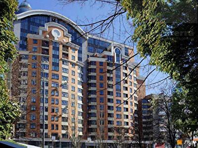 Киев, Леси Украинки бул., 7Б