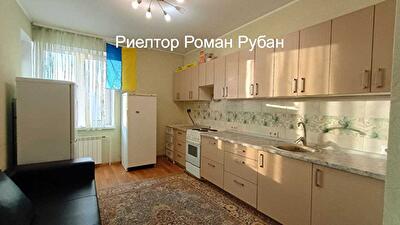 Київ, Здолбунівська вул., 3Г
